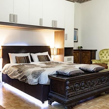 Arena-Center Luxury Apartment Верона Екстер'єр фото